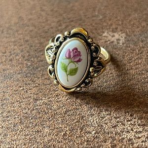 Rose stone Ring